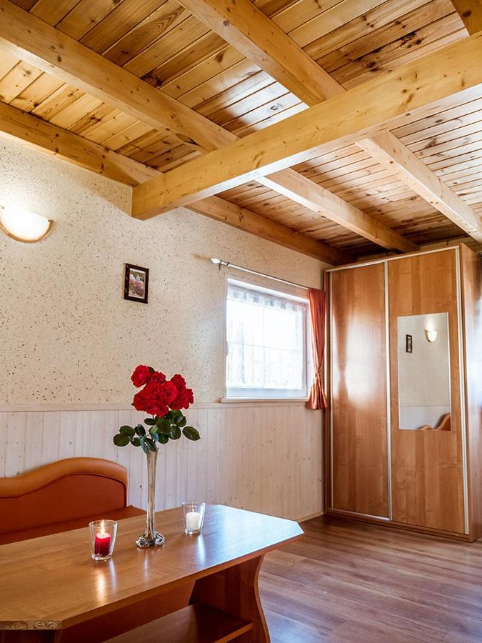 U Sylwi Domki Drewniane Тшенсач Экстерьер фото